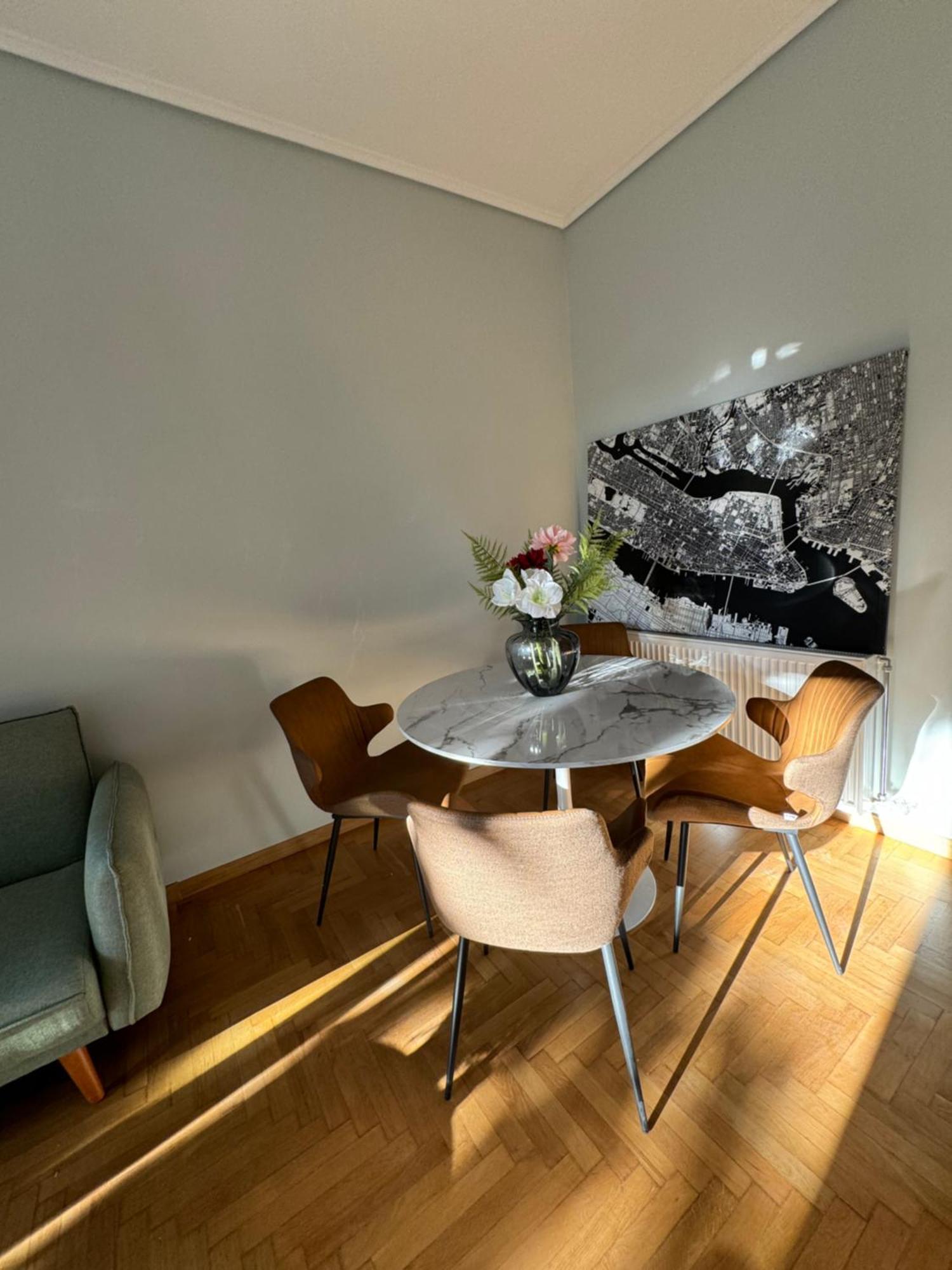 Plaka K15 Apartment Athena Bagian luar foto